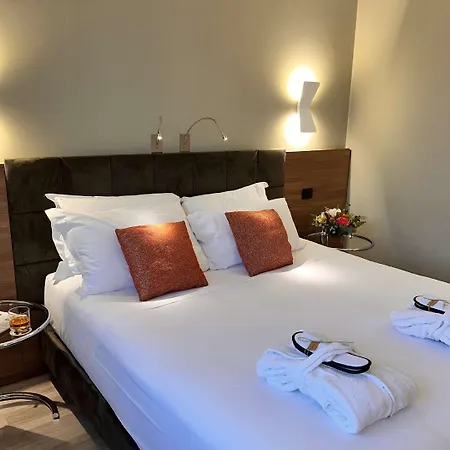Western Otel 4*