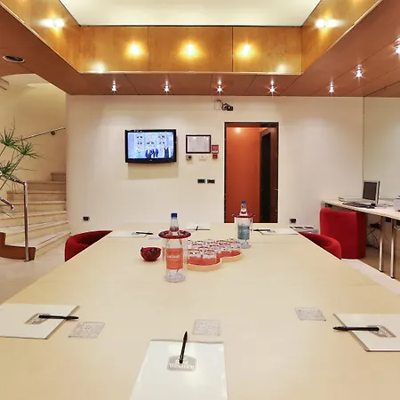 Western 4* Milano