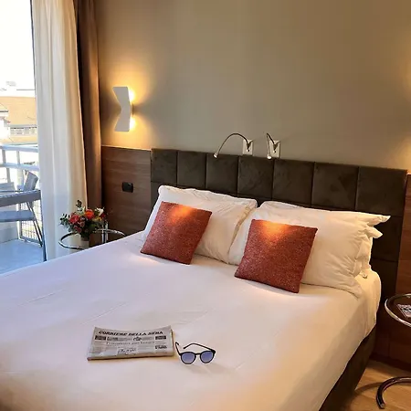 Western 4* Milán